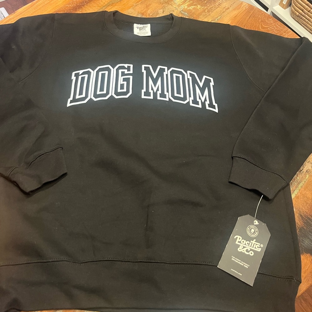 NWT Pacific & Co Dog Mom Sweatshirt